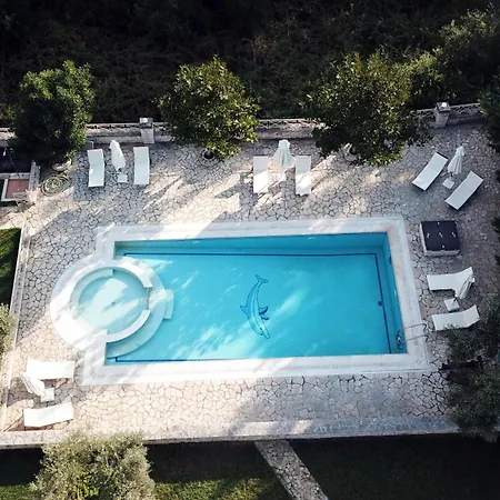 Epavlis Nadine Corfu Villa *