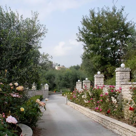 Villa Epavlis Nadine Corfu *