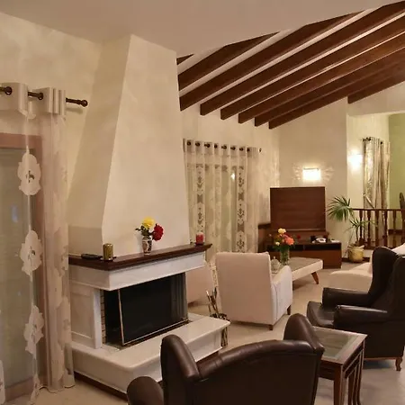 Epavlis Nadine Corfu Villa Gouvia